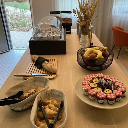 Ξενοδοχείο με διαμερίσματα Sweetly Versailles Saint-quentin En Yvelines 3*