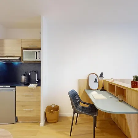 Sweetly Versailles Saint-quentin En Yvelines Ξενοδοχείο με διαμερίσματα 3*