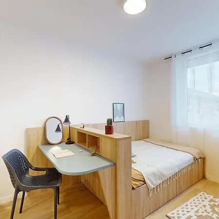 Ξενοδοχείο με διαμερίσματα Sweetly Versailles Saint-quentin En Yvelines Saint-Cyr-lʼÉcole